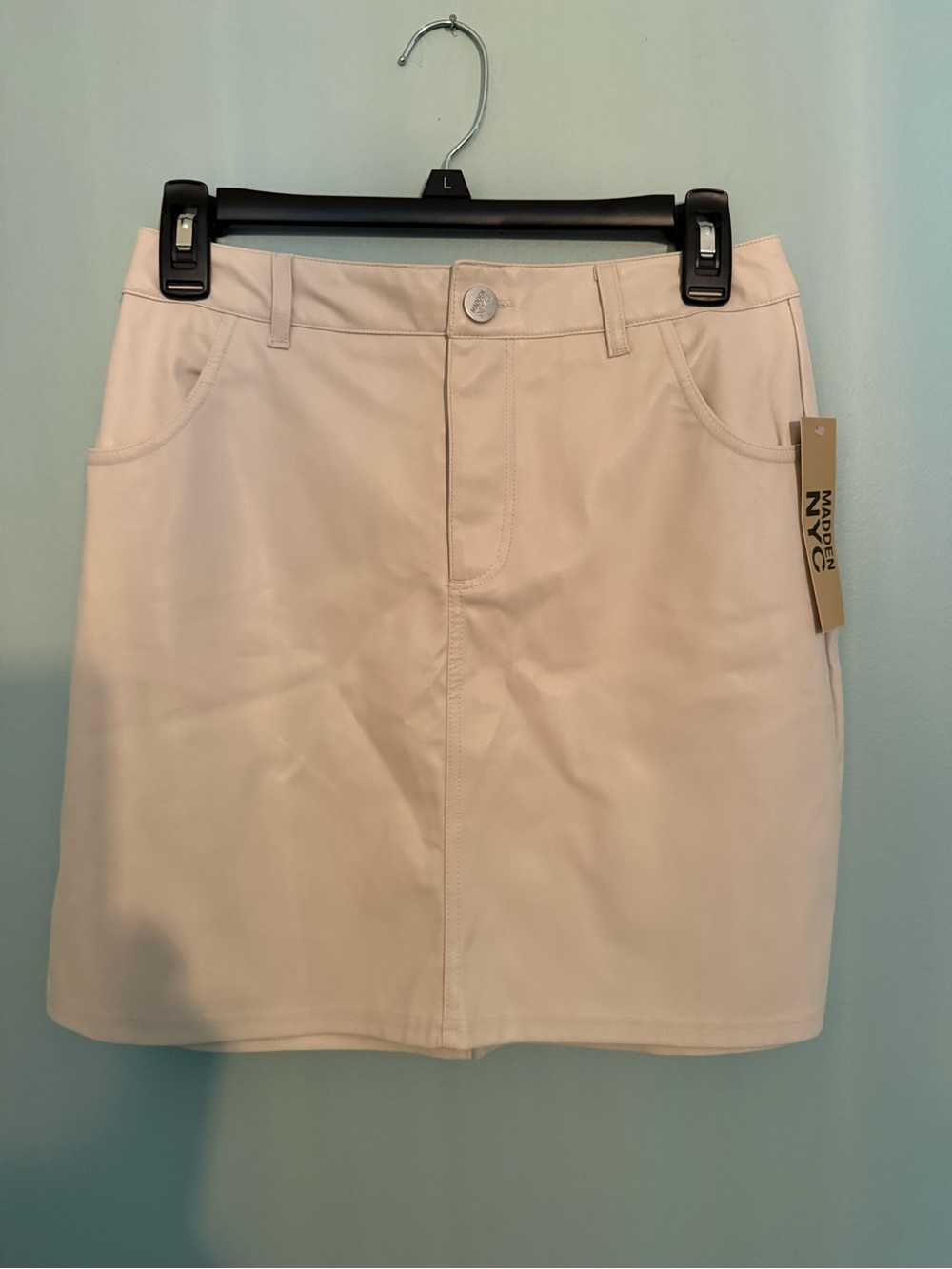 NYDJ Cream Mini Skirt with Front Seam
